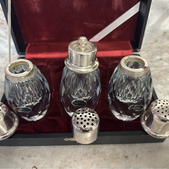 Vintage Hand Cut Lead Crystal Salt & Pepper Shakers w/ Pepper Mill – Boxed Set - Picture 2 of 3